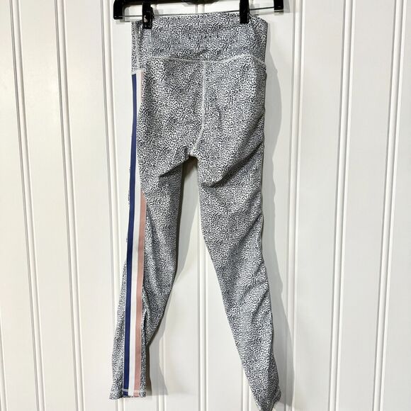 All Fenix Leggings Women Sz S Kyla Leopard High Impact Legging Gym Yoga Athletic - Picture 8 of 9